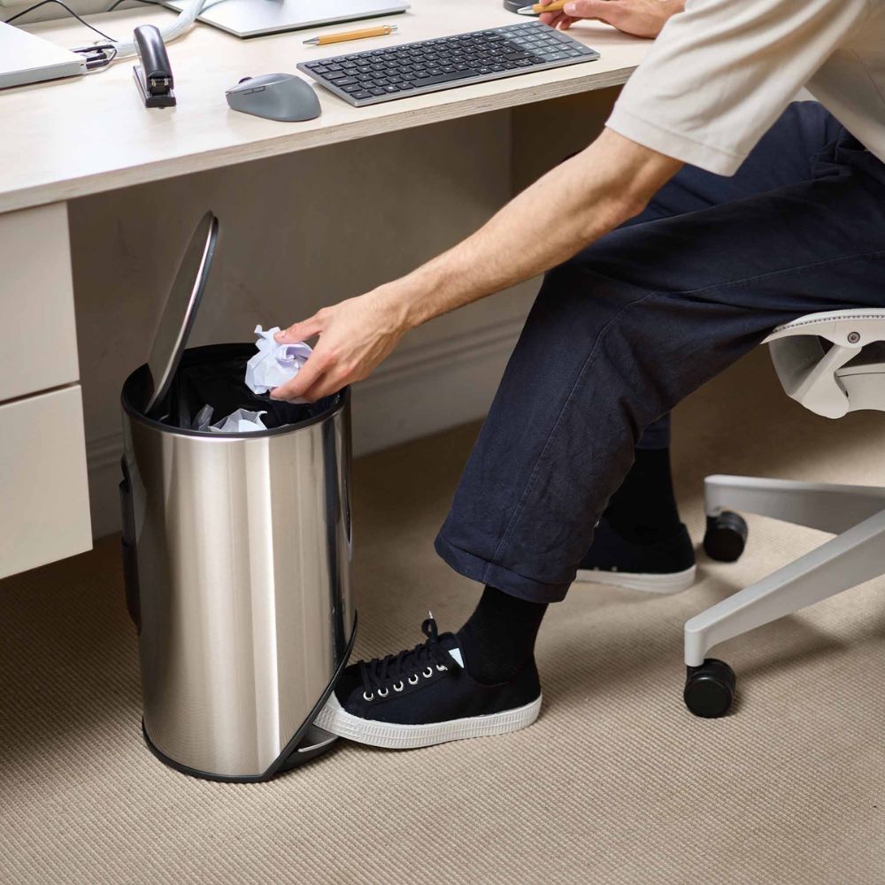 Joseph Joseph Arc™ 10L Easy-push Stainless-steel Pedal Bin