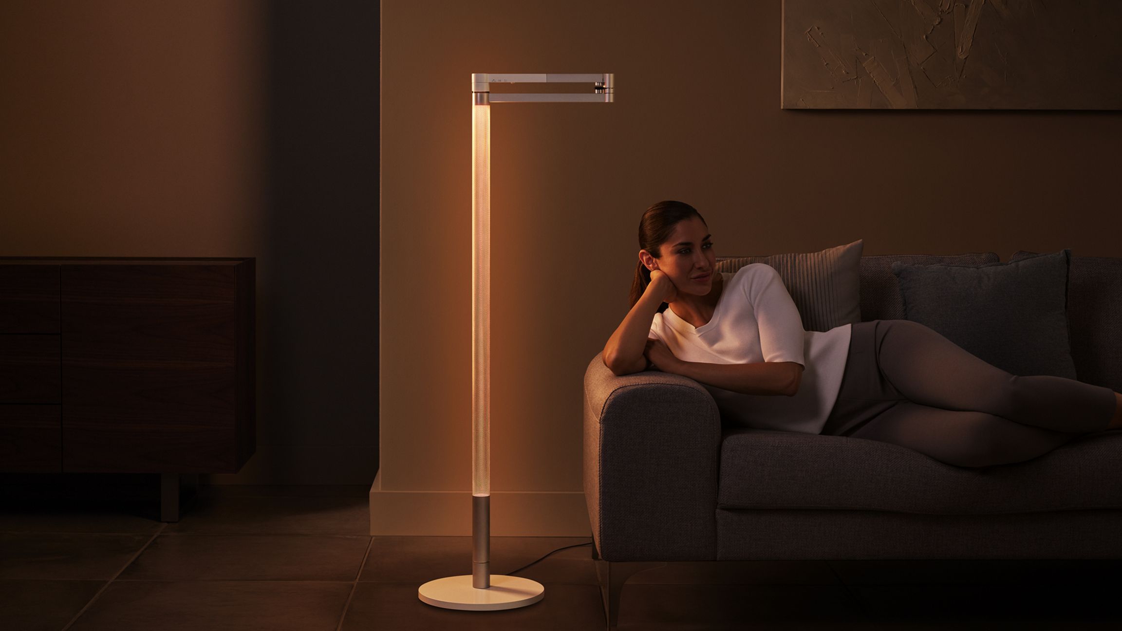 Dyson Solarcycle Morph™ floor light CF06