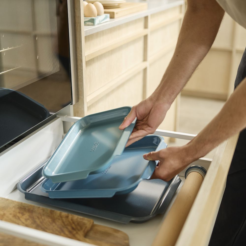 Joseph Joseph Nest™ Bake Non-Stick 3-piece Blue Baking Tray Set