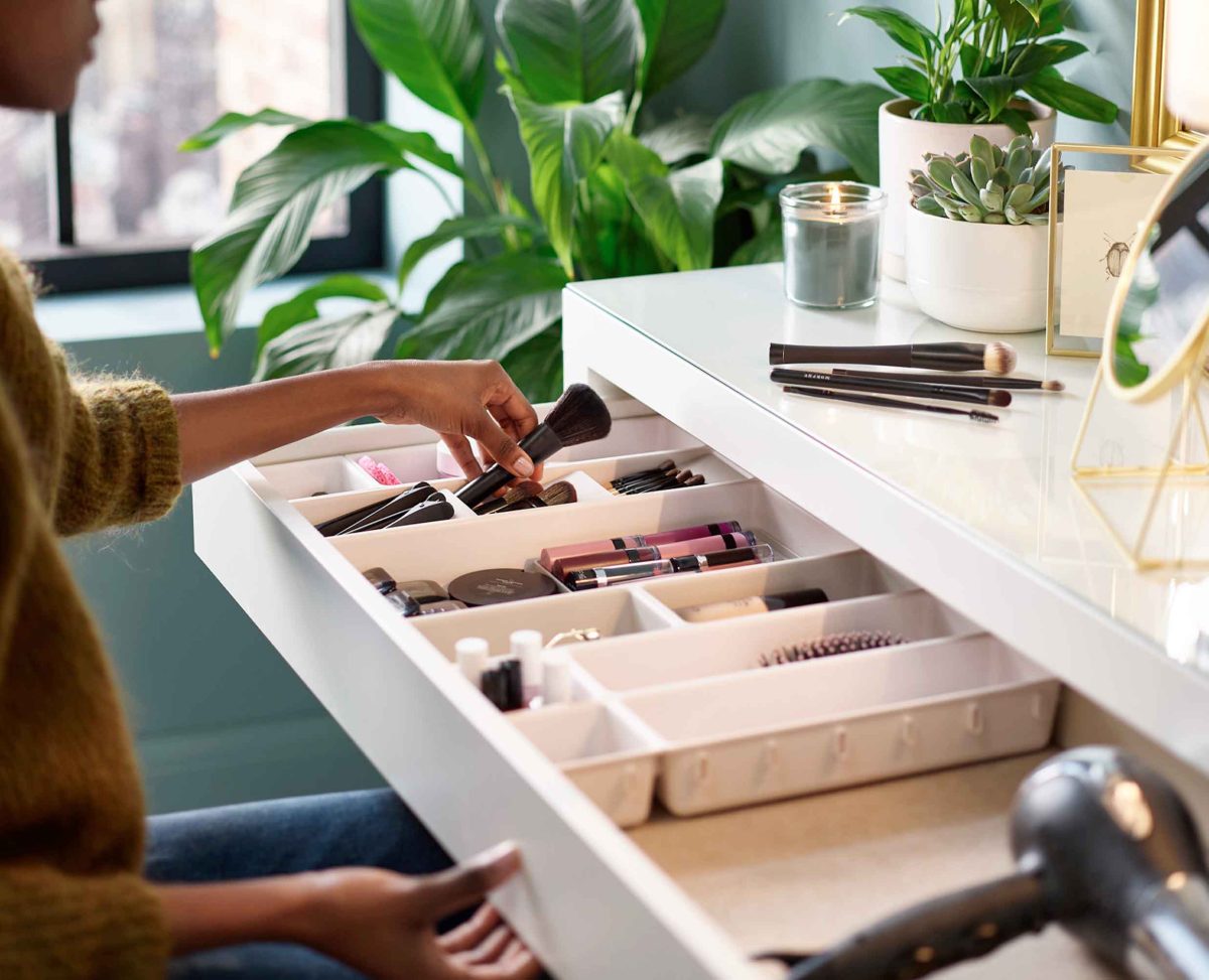 Joseph Joseph Viva 12-piece Makeup Drawer Organiser Set