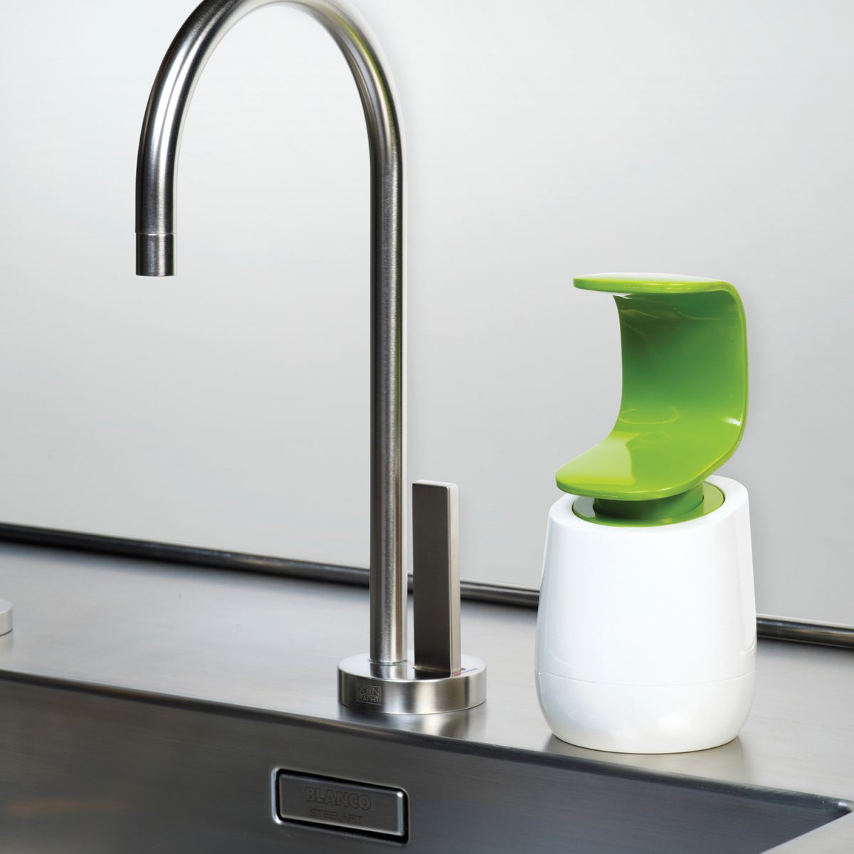 Joseph Joseph C-Pump Single-Handed Soap Dispenser, Green