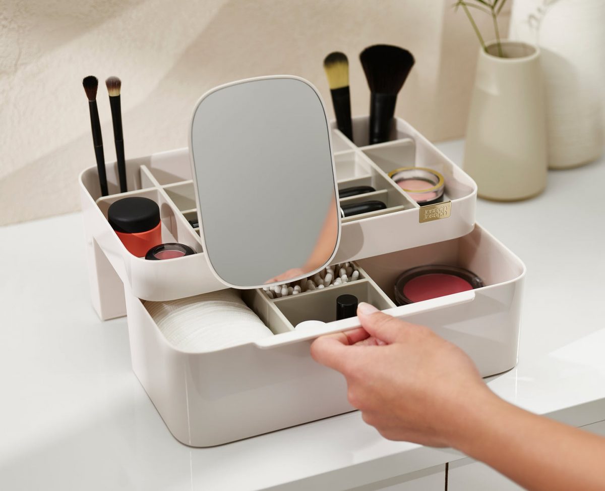 Joseph Joseph Viva Large Cosmetic Organiser with Removable Mirror