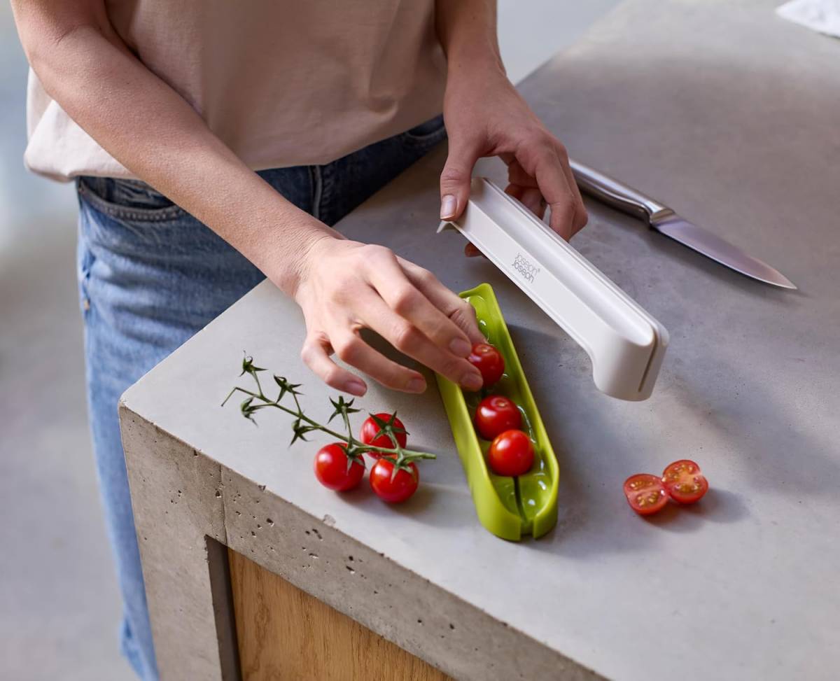 Joseph Joseph Halve-it Slicing Tool
