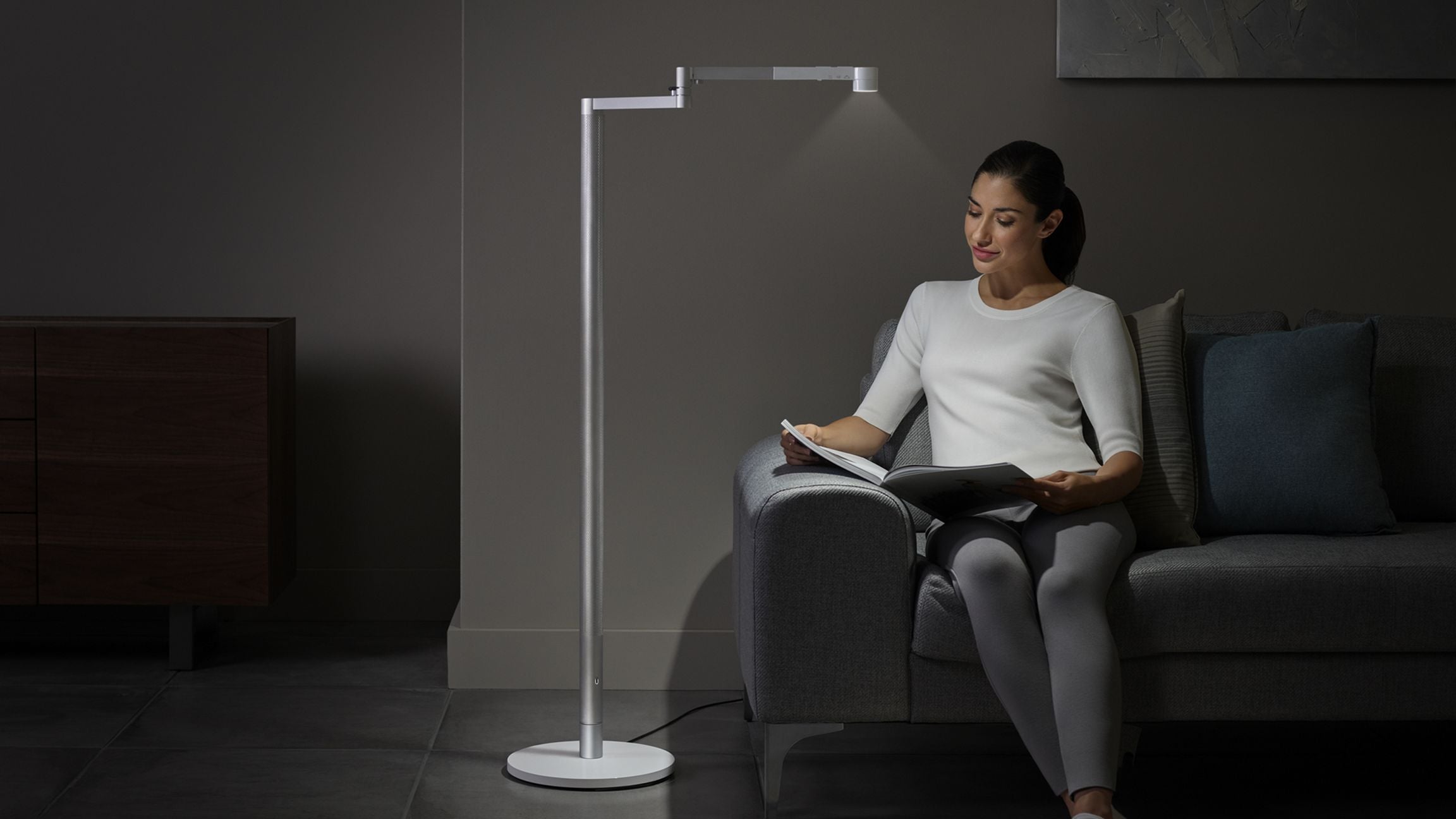 Dyson Solarcycle Morph™ floor light CF06