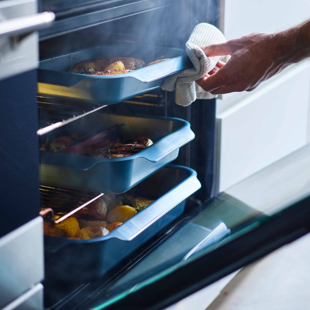 Joseph Joseph Nest™ Oven Non-stick Large Blue Roasting Tray
