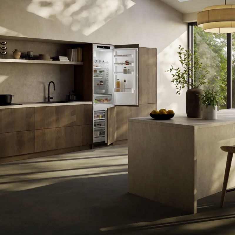 Liebherr ICNSd 5603 Integrated fridge-freezer with EasyFresh and NoFrost