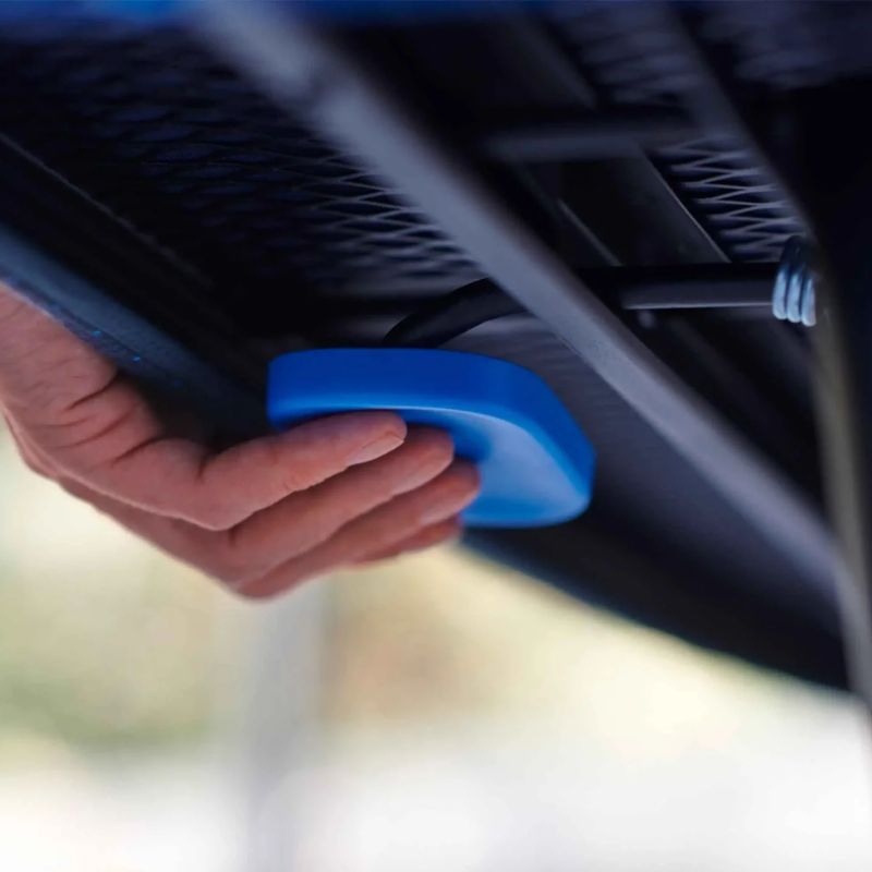 Joseph Joseph Glide Plus Easy-store Ironing Board with Advanced Cover