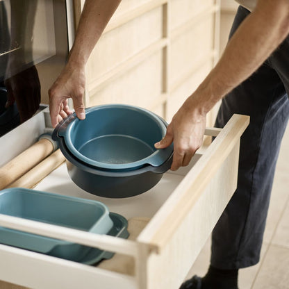 Joseph Joseph Nest™ Bake Non-Stick 2-piece Blue Round Cake Tin Set