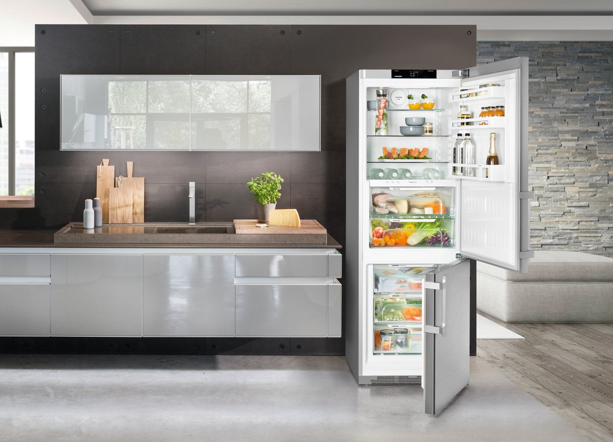 Liebherr CBNef 5735 Comfort BioFresh NoFrost - Fridge-freezer with BioFresh and NoFrost