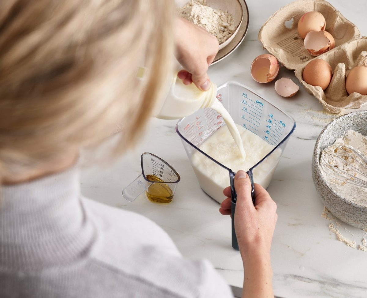 Joseph Joseph Align 2-piece Easy-read Measuring Jug Set