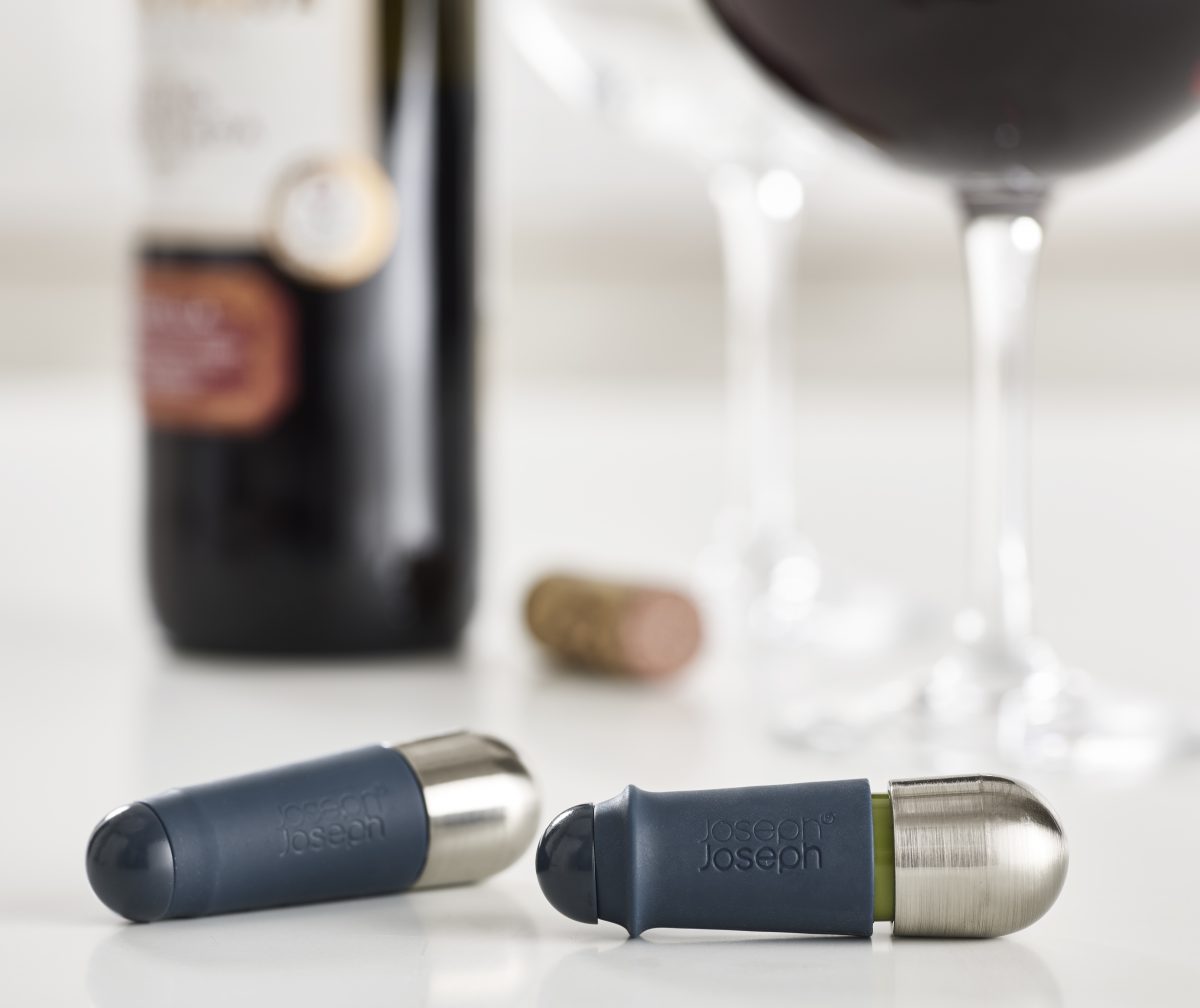 Joseph Joseph Barwise Twist-Lock Wine Stoppers Set Of 2