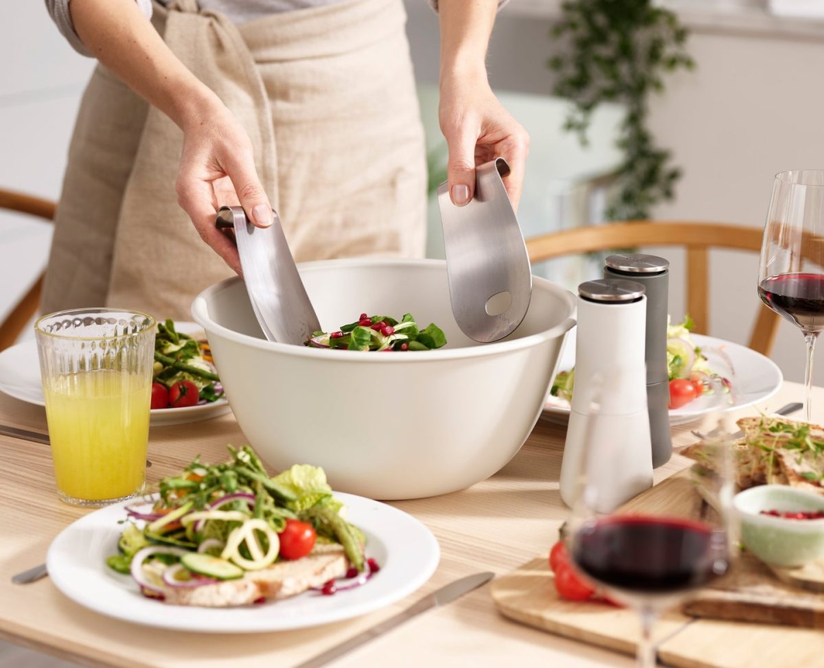 Joseph Joseph Uno™ Salad Bowl & Servers Set