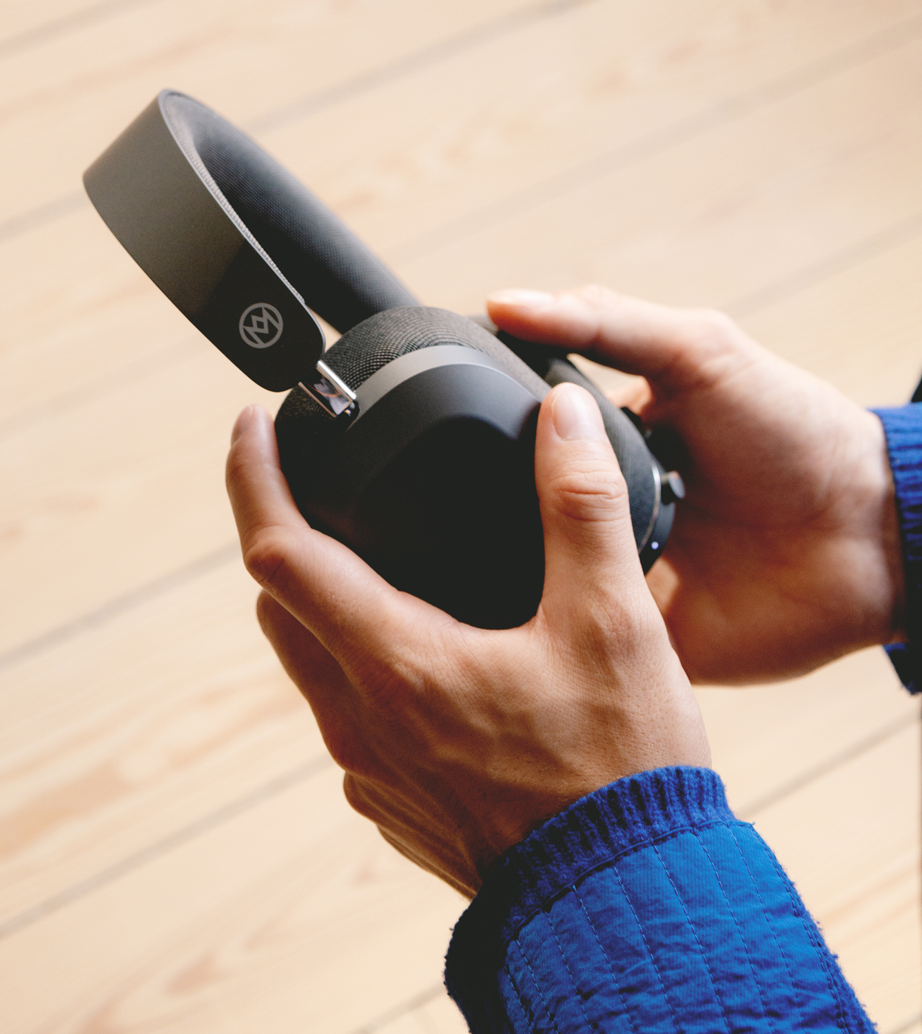 Mondo Over-Ear Sports Edition - Grey