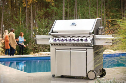 Napoleon Prestige® PRO™ 665 RSIB With Infrared Side and Rear Burners