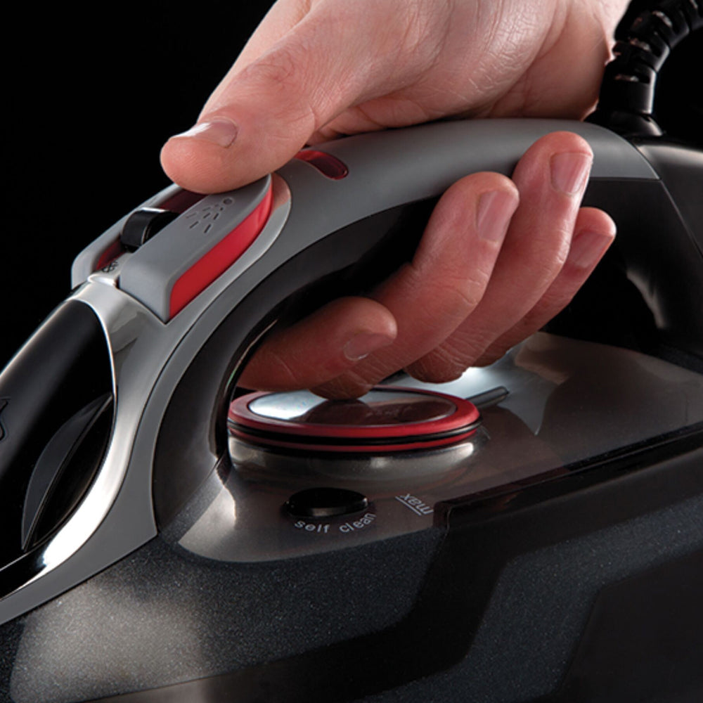 Russell Hobbs Power Steam Ultra Iron